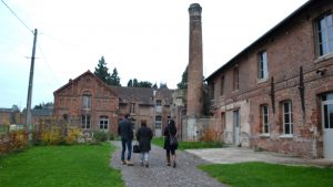 Fabrique de carrelage artisanale et musée de la Nacre