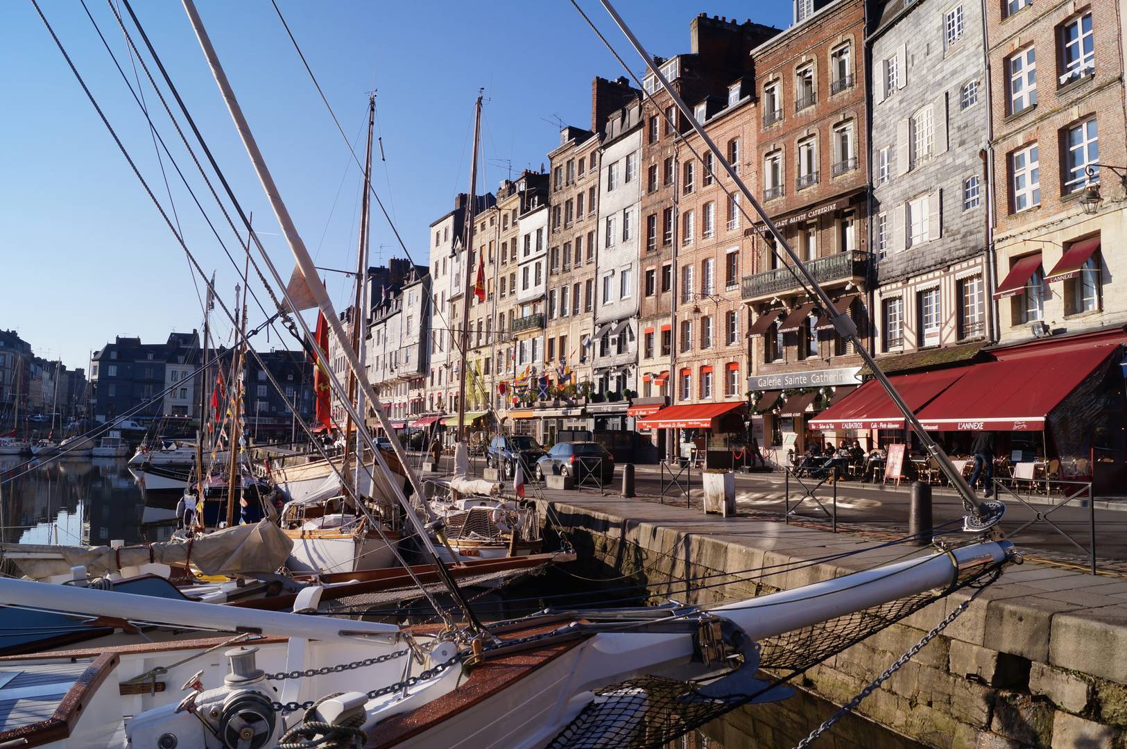 Voyage organisé pour visiter les villes d'Honfleur, Deauville et Trouville