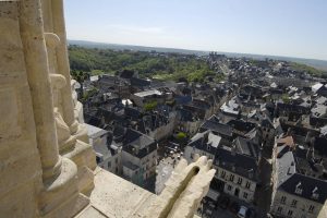 Visiter La cité médiévale de Laon et le Familistère de Guise