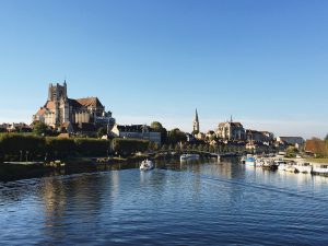 L’ABBAYE SAINT GERMAIN & SA CRYPTE CAROLINGIENNE