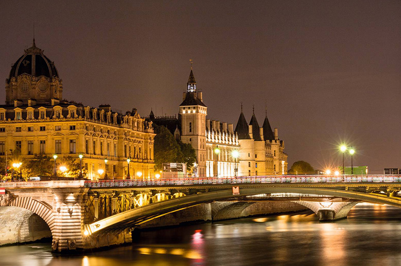 Discover Paris's most iconic landmarks beautifully illuminated after sunset