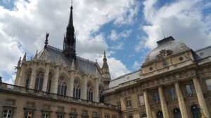 Visite de la Sainte-Chapelle : un joyau gothique au cœur de Paris