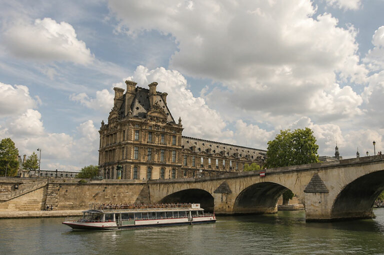 Croisière sur la Seine - Musée du Louvre
