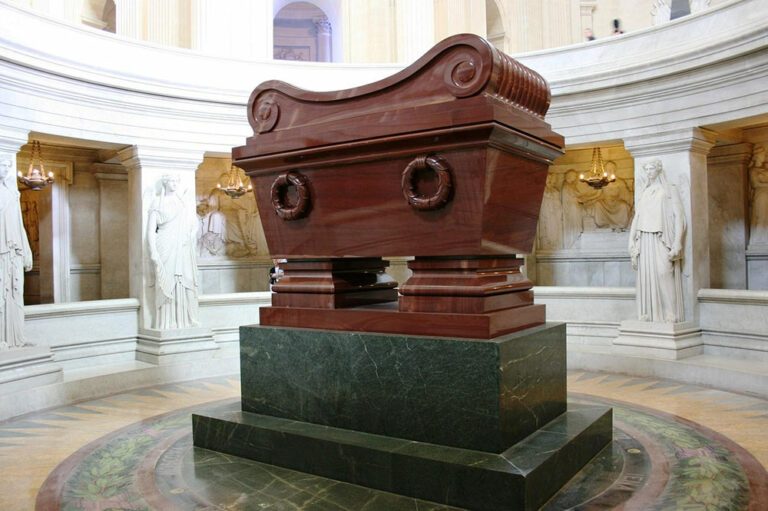 Hôtel des Invalides Paris - le tombeau de Napoléon