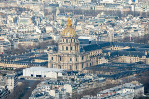 Les Invalides et le tombeau de Napoléon : histoire, architecture et mémoire impériale