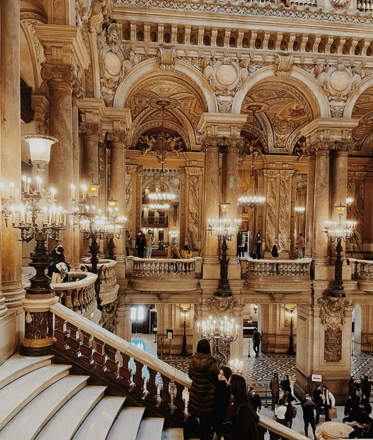 Le hall de l'Opéra Garnier - Paris